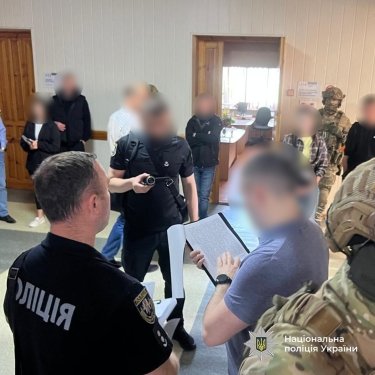 Фото 2 — Хищение 5,8 млрд грн: полиция провела масштабные обыски по делу "Укртатнафты"