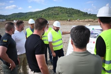 Фото 3 — "Покриє 100% потреб українців": у Закарпатській області розпочинають видобуток солі