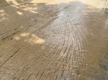 Фото 6 — Улицу в центре Киева залило грязной горячей водой (ФОТО, ВИДЕО)