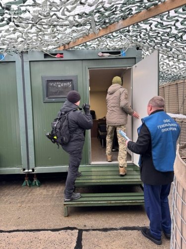 Фото 2 — Корупція в обороні: посадовці вимагали 13 млн грн за приховування порушень на будівництві укриттів для авіації