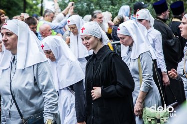 Фото 14 — "Мы сюда приехали мира просить" — как в Киеве прошел Крестный ход УПЦ МП (фото)