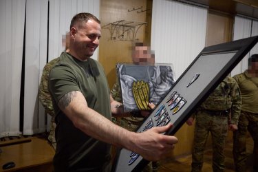 Фото 18 — Зеленський на Донеччині відвідав підрозділ ІПСО (ФОТО)