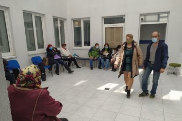 Фото 4 — Запись через Viber и 160 прививок за три часа: как проходит вакцинация в маленьких городах