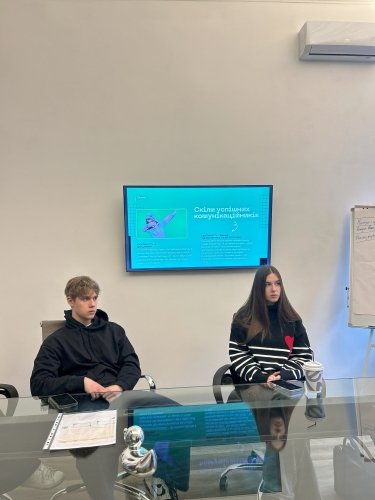 Фото 6 — Там, где создают добро: ученики КМDШ прошли стажировку в Klitschko Foundation