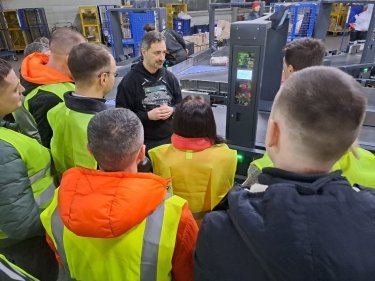 Фото 3 — "Укрпочта" перешла на 100% автоматизацию с открытием логистического центра в Запорожье (ФОТО)