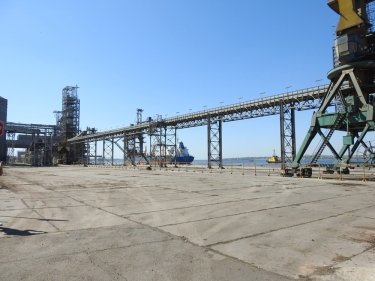 Фото 2 — После взрыва в Бейруте Кабмин поручил проверить, как хранится аммиачная селитра в Украине