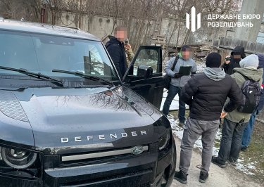 Фото 2 — Члена КРАИЛ задержали за поддержку деятельности в Украине онлайн-казино Pin-Up (ФОТО, ВИДЕО)