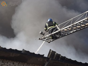 Фото 11 — Российские войска в ходе обстрела Николаева разрушили до основания дом культуры (ВИДЕО)