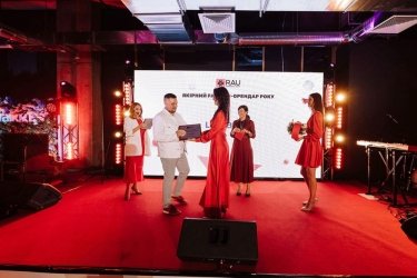 Фото 4 — Лучшие ритейлеры, ТРЦ и интернет-магазины Украины: кого наградили на RAU Awards 2021