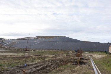 Фото 4 — Свалка превращается в безопасную территорию: во Львове завершается рекультивация Грибовичского полигона