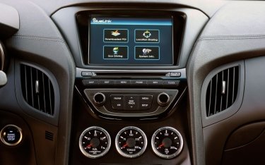 Фото 3 — Hyundai представила Genesis Coupe и Veloster Turbo в Детройте