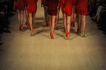 Фото 33 — UFW: Гресь угощала "Амаркордом" и новинкой — дизайном винтажной мебели