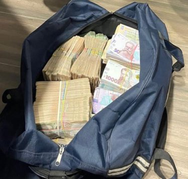 Фото 2 — В Днепропетровской области "накрыли" ОПГ, подпольно производившую до 500 тонн фальшивого топлива в месяц (ВИДЕО)