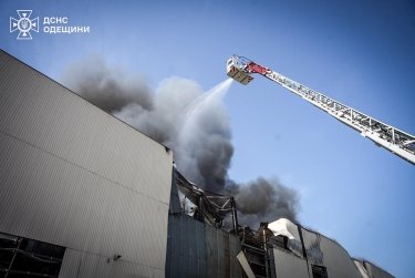 Фото 10 — У "Таврії В" відреагували на знищення складу в Одесі російською ракетою (ФОТО, ВІДЕО)