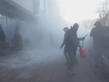 Фото 10 — Столкновения под Радой: противники рынка земли устроили потасовку с полицией (ФОТО, ВИДЕО)