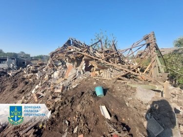 Фото 3 — Из-за обстрела Дружковской общины полностью разрушен дом: пострадала целая семья (ФОТО)
