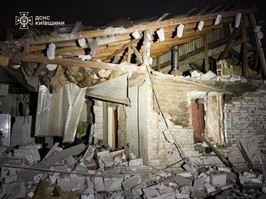 Фото 2 — Массированная атака РФ: что известно о разрушении инфраструктуры и ограничениях на железной дороге