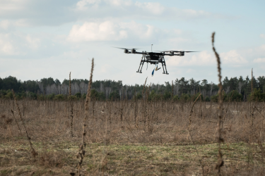 Більша дальність і захищений зв’язок: в Україні протестували нове покоління бомберів (ФОТО)