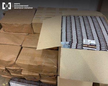 Фото 22 — СБУ по БЭБ обыскали производства контрафактных сигарет в двух областях: что нашли и как выглядят цеха (ФОТО)