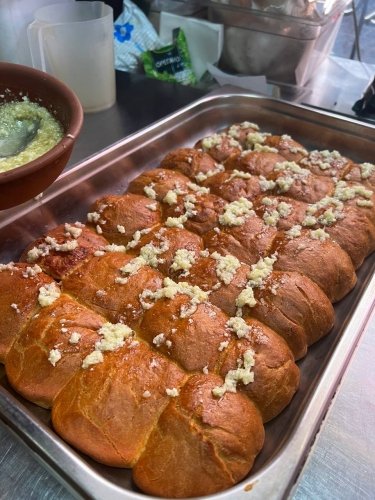 Фото 3 — Как в условиях войны готовить 15 тысяч порций в день: истории бизнеса и волонтерства киевских рестораторов