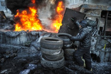 Фото 20 — Вооружен объективом: противостояние на Грушевского глазами фотографа