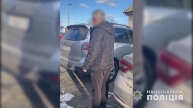 Фото 5 — У Києві зловили іноземців, що викрали фермера і готувалися вбити його після відмови віддати $1 млн