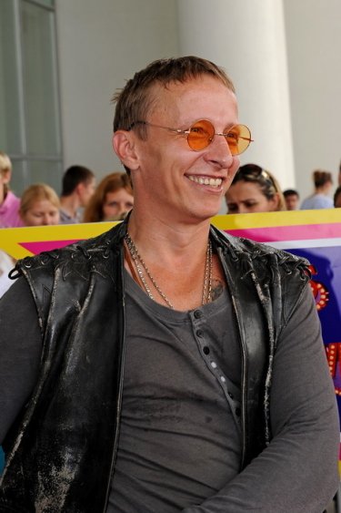 Фото 9 — Российская кинозвезда Иван Охлобыстин отпраздовад 45-летие в компании священников
