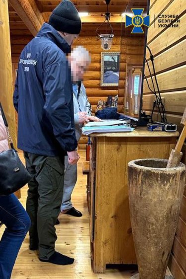 Фото 3 — В "Укрнафте" и "Укртатнафте" разоблачили масштабные схемы присвоения 40 млрд грн: детали обысков у Коломойского