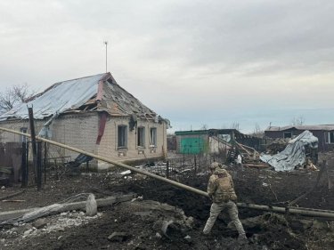 Фото 3 — Удары по вокзалу Херсона и другим местам: как прошли сутки и ночь в регионах (ФОТО/ВИДЕО)