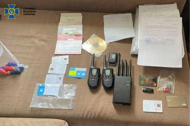 Фото 8 — СБУ задержала в Харькове банду "черных риелторов", которой помогал полицейский: все подробности (ФОТО, ВИДЕО)