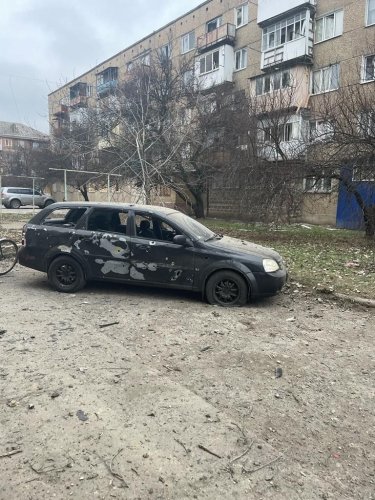 Фото 4 — В результате обстрела Курахово повреждены 12 домов, ранены (ФОТО)