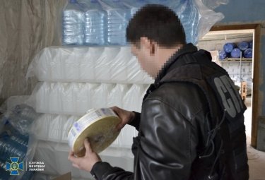 Фото 5 — В Украине прикрыли два цеха по производству контрафактных антисептиков (ФОТО, ВИДЕО)