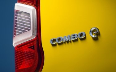 Фото 9 — Opel представил электрический фургон на основе модели Combo (ФОТО)