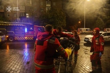 Фото 2 — РФ атакувала енергетичну інфраструктуру: у Києві перебої зі світлом і водопостачанням