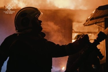 Фото 9 — Армия РФ атаковала Киев 10 баллистическими ракетами: пострадало более 50 человек (ФОТО)