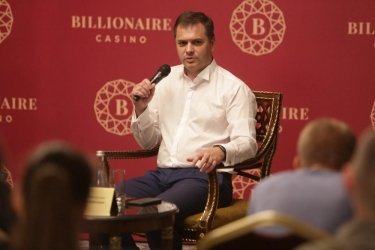Фото 2 — Туристов отпугивают визовые ограничения и налоговое законодательство, — Billionaire casino