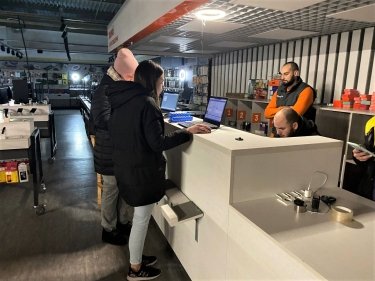 Фото 4 — “Відчувати ринок, робити правильні висновки з поточної ситуації - задача кожного комерсанта”, - Олексій Зозуля, СЕО “Фокстрот”