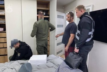 Фото 4 — В Україні викрили наймасштабніше нелегальне виробництво анаболічних стероїдів під виглядом медпрепаратів (ФОТО)