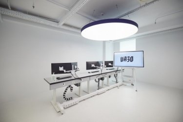 Фото 3 — Мебель Nowy Styl в первом киберцентре Украины