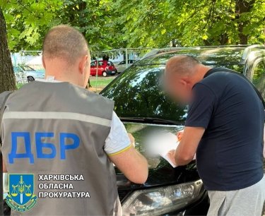 Фото 7 — В Полтаве поймали налоговика, "крышевавшего" нелегальное производство водки и настоек (ФОТО)