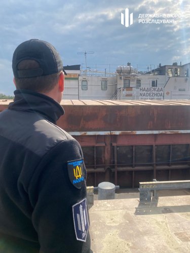 Фото 5 — Украина национализирует российский танкер и белорусский сухогруз, обнаруженные в Одесской области (ФОТО)