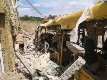 Фото 9 — Россияне применили кассетные боеприпасы по Гродовской общине, в Торецке обстреляли школу - Донецкая ОВА