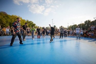 Фото 2 — В Киеве на ВДНХ официально открыли Урбан-парк (ФОТО)