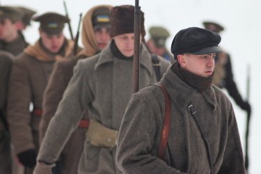 Фото 36 — Не круто: о фильме Алексея Шапарева "Круты 1918"