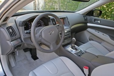 Фото 22 — Infiniti G25: классика в стиле hi-tech