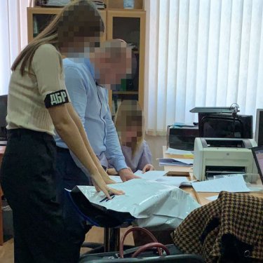 Фото 3 — В КГГА снова обыски: расследуют передачу земли рядом с Европейской площадью