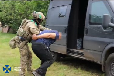 Фото 2 — Житель Торецка "сливал" ФСБ позиции украинской артиллерии под Бахмутом