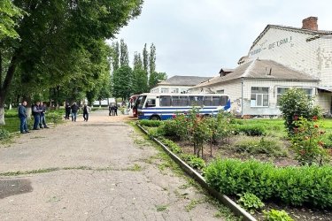 Фото 3 — Армия РФ обстреляла детский дом-интернат в Сумской области (ФОТО)