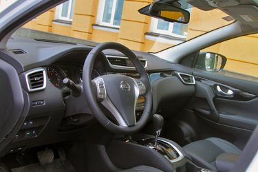 Фото 3 — Тест-драйв Nissan Qashqai 2.0: двухлитровый полный