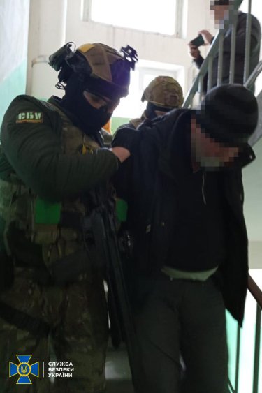 Фото 7 — Харьковчанин готовил теракты против украинских летчиков и спецназовцев